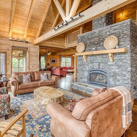Sky High Lodge By Bk Stays. Large Cabin. Amazing Views. Game Room. Jacuzzi. Six Bedrooms. Sleeps 12 Blue Ridge Kültér fotó