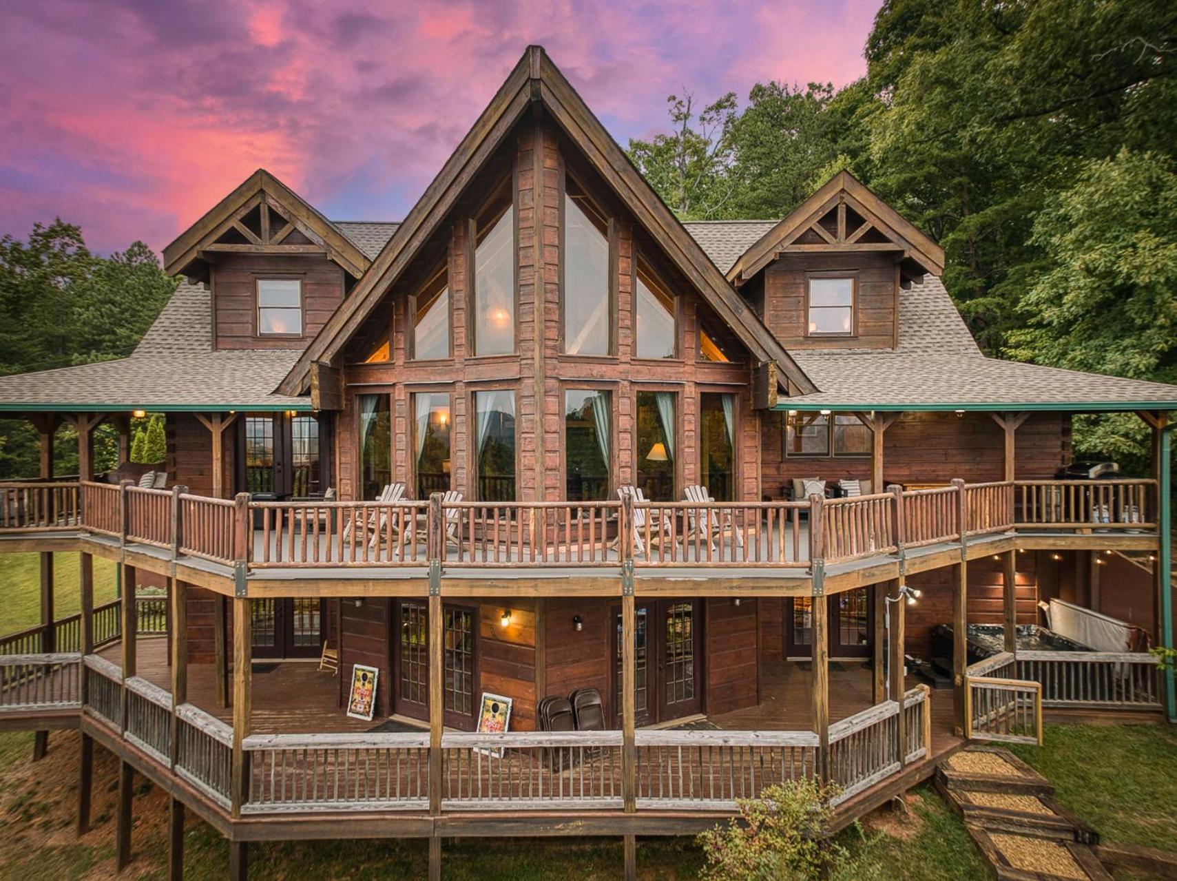 Sky High Lodge By Bk Stays. Large Cabin. Amazing Views. Game Room. Jacuzzi. Six Bedrooms. Sleeps 12 Blue Ridge Kültér fotó