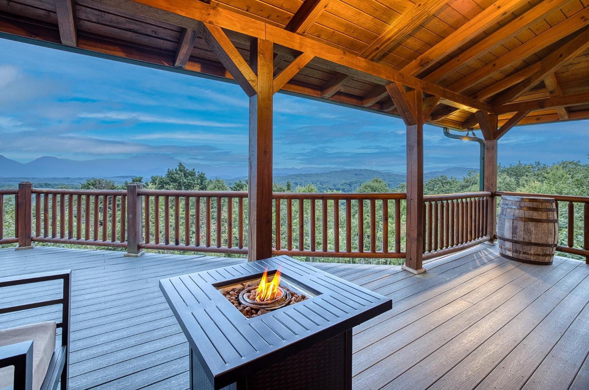 Sky High Lodge By Bk Stays. Large Cabin. Amazing Views. Game Room. Jacuzzi. Six Bedrooms. Sleeps 12 Blue Ridge Kültér fotó